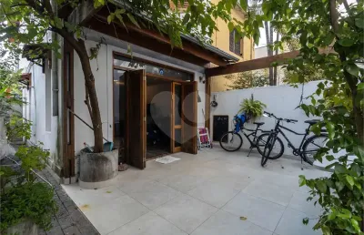 Casa com 2 quartos à venda na Avenida Diógenes Ribeiro de Lima, Alto da Lapa, São Paulo