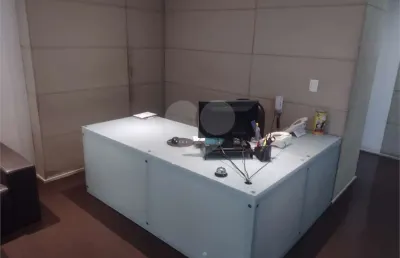 Ponto comercial para alugar na Alameda Santos, Jardim América, São Paulo