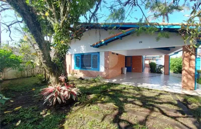 Casa com 3 quartos à venda na Avenida Presidente Kennedy, Solemar, Praia Grande