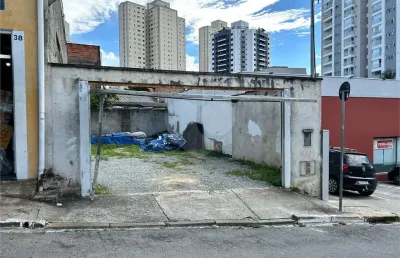 Terreno à venda na Rua Capitão Sérvio Rodrigues Caldas, Parada Inglesa, São Paulo