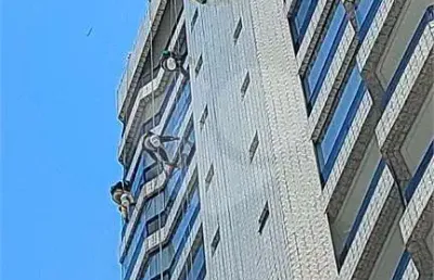 Apartamento com 3 quartos à venda na Rua Sílvio Daige, Enseada, Guarujá