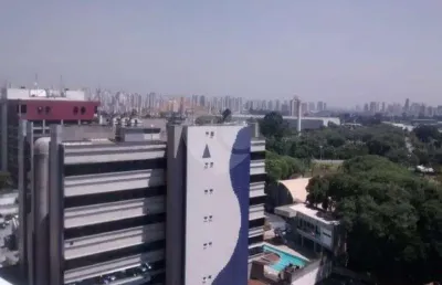 Ponto comercial para alugar na Rua Voluntários da Pátria, Santana, São Paulo