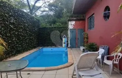 Sobrado com 5 quartos à venda ou para locação em instituto de previdência - sp