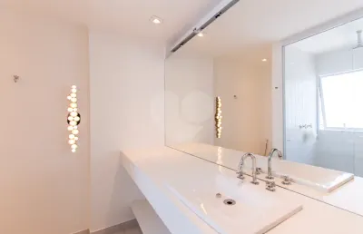 Apartamento com 2 quartos à venda na Avenida Chibarás, 380, Moema, São Paulo