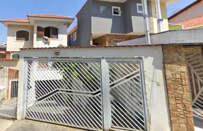 Cômodos amplos, com 3 dormitórios, sendo uma suíte, sala e cozinha ampla, 5 vagas de garagem. tucuruvi