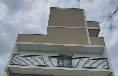 Apto cobertura - 35,55m² com 2 quartos, quintal e 1 vaga de garagem em vila mazzei