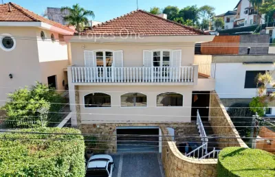 Sobrado no jardim frança, aceito apartamento na troca 4 dormitórios, 6 vagas com salão de festas