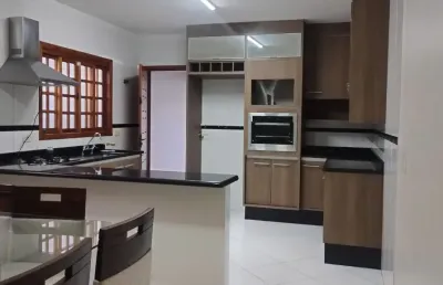 Sobrado parque continental, 3 dormitórios sende 1 suíte master 4 vagas