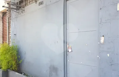 Casa comercial com 9 salas para alugar na Rua Voluntários da Pátria, Santana, São Paulo