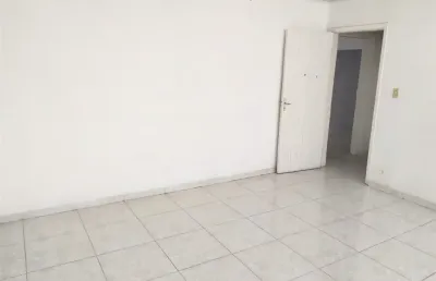 Barracão / Galpão / Depósito com 3 salas para alugar na Rua Bernardo Wrona, Jardim Pereira Leite, São Paulo