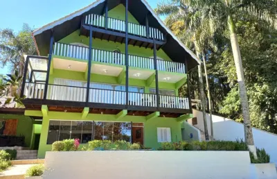 Casa na serra da cantareira em condomínio á venda com 500 m² 6 quartos aceita permuta por imóvel de menor valor e  carro !!