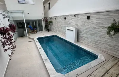 Sobrado para venda tem 182 metros quadrados com 3 quartos em parada inglesa - são paulo - sp descubra este maravilhoso sobrado localizado na charmosa parada inglesa , com 3 suítes 3 vagas e quintal !!