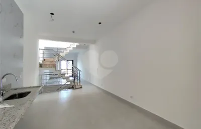 Casa com 3 quartos à venda na Rua Dona Martinha, 579, Santa Teresinha, São Paulo