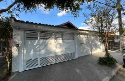 Casa com 3 quartos à venda na Rua Roque Pereira, 106, Vila Irmãos Arnoni, São Paulo