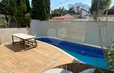 Casa com 4 quartos à venda na Rua Tenente Moura, Horto Florestal, São Paulo