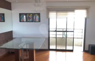Apartamento vila prudente.  3 minutos metrô são lucas.