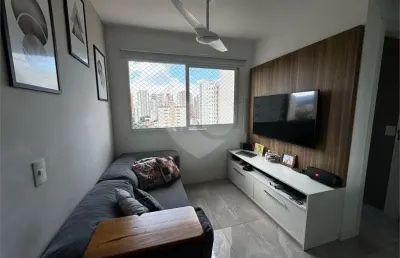 Apartamento à venda em condomínio com lazer completo