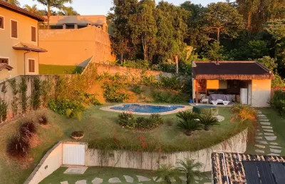 Casa em condomínio fechado com 4 quartos à venda na Rua Tangerina, 459, Algarve, Cotia