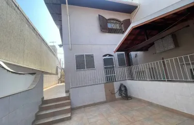 Casa com 3 quartos à venda na Rua Ouro Grosso, Parque Peruche, São Paulo