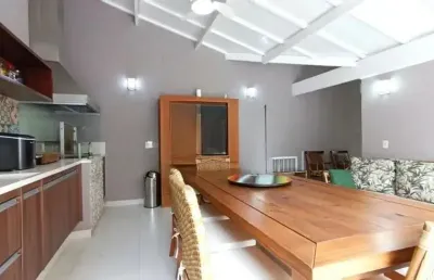 Sobrado com 345 m2,  03 suítes, 03 vagas , piscina privativa -horto florestal - são paulo - sp