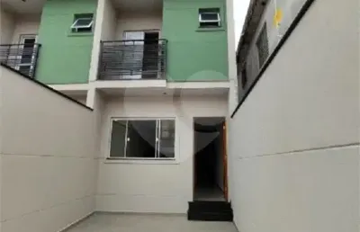Sobrado novo à venda na parada inglesa: seu novo lar com modernidade e conforto!