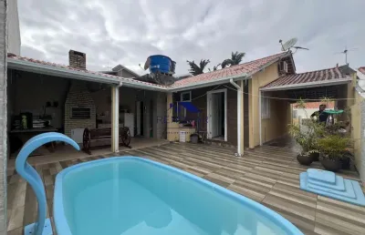 Casa com piscina, área gourmet e opção para 3 dormitórios – são josé/sc