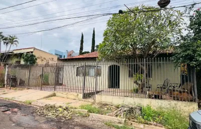 Casa com 5 quartos à venda na Rua Araguaia, 1, Vila Entroncamento, Campo Grande
