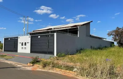 Casa com 2 quartos à venda na Rua Alberto da Veiga, Nova Lima, Campo Grande