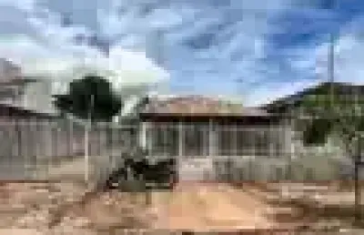 Casa com 3 quartos à venda na Rua Piriá, Guanandi, Campo Grande