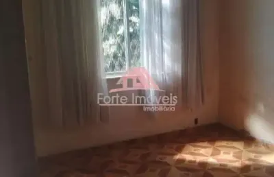 Casa tipo apartamento c/ 2 quartos - em inhoaíba - cg/rj