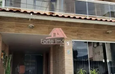 Casa duplex com 3 quartos sendo 1 suíte - no condomínio próximo ao west shopping - cg/rj