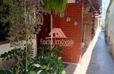 Casa duplex 2 quartos sendo 1 suíte no bairro são jorge - cg/rj