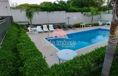 Apartamento com cozinha planejada na estrada da pedra