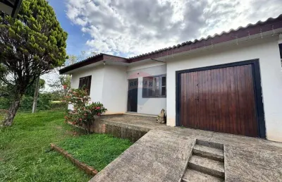Casa com 2 quartos para alugar no Jardim América, Passo Fundo 
