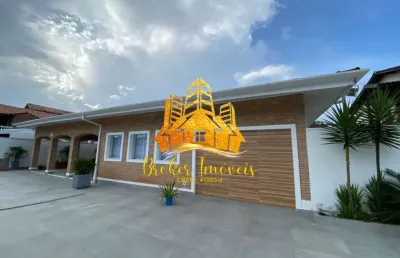 Exuberante casa a alguns passos da areia da praia da tabatinga