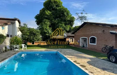 Casa térrea com 4 dormitórios e piscina, 100m da praia no jardim britânia