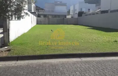 Terreno com 360m² no condomínio costa nova residence club no massaguaçu- condomínio altíssimo padrão