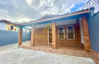 Casa com edícula à 550 metros da praia martim de sá caraguatatuba/sp