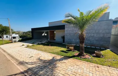 Casa em condomínio à venda em bragança paulista-sp, 3 suítes, 255m² de área! venha conferir!
