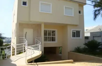 Casa com 4 quartos à venda no Jardim Santa Helena, Bragança Paulista 