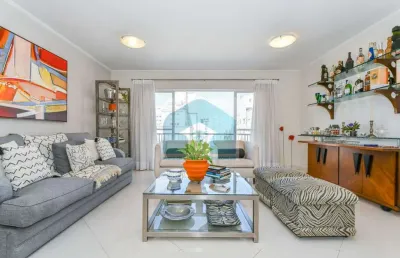 Cobertura brooklin com 4 dormitorios 1 suite 3 vagas com piscina e churrasqueira .