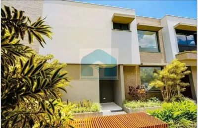 Casa de condomínio com 3 quartos e tres suites, quatro vagas