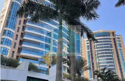 Apartamento morumbi 4 domitorios sendo suite 213 metros .