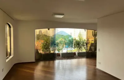Brooklin com tres dormitórios, uma suite, duass vagas