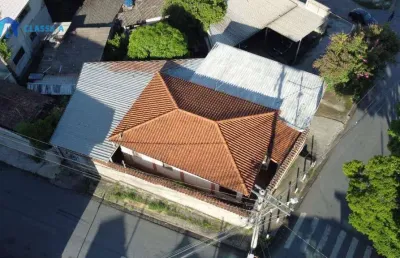 Classe a imóveis apresenta: oficina em localização privilegiada