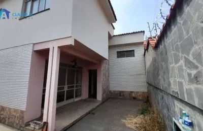 ?? classe a imóveis apresenta: casa espaçosa com 2 pavimentos