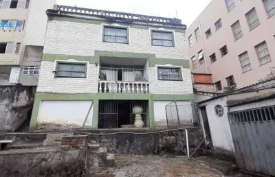Classe a imóveis apresenta: casa ampla para reforma na av. nossa senhora do carmo