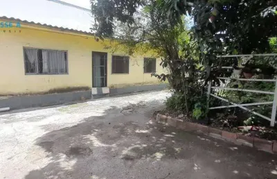 Classe a imóveis apresenta: lote com 2 barracões em localização privilegiada