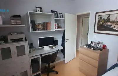 Classe a imóveis apresenta: apartamento espaçoso e elegante para você e sua família!