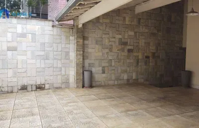 Classe a imóveis apresenta: a casa dos seus sonhos no coração do paquetá!